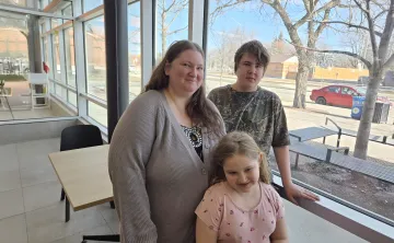Shanda and her children at the Y